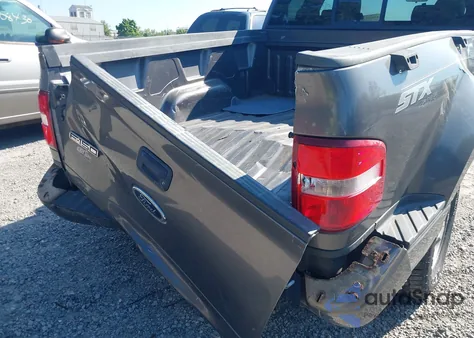 2004 Ford F150 z USA, uszkodzony, nr VIN 1FTRX04W54KD75734